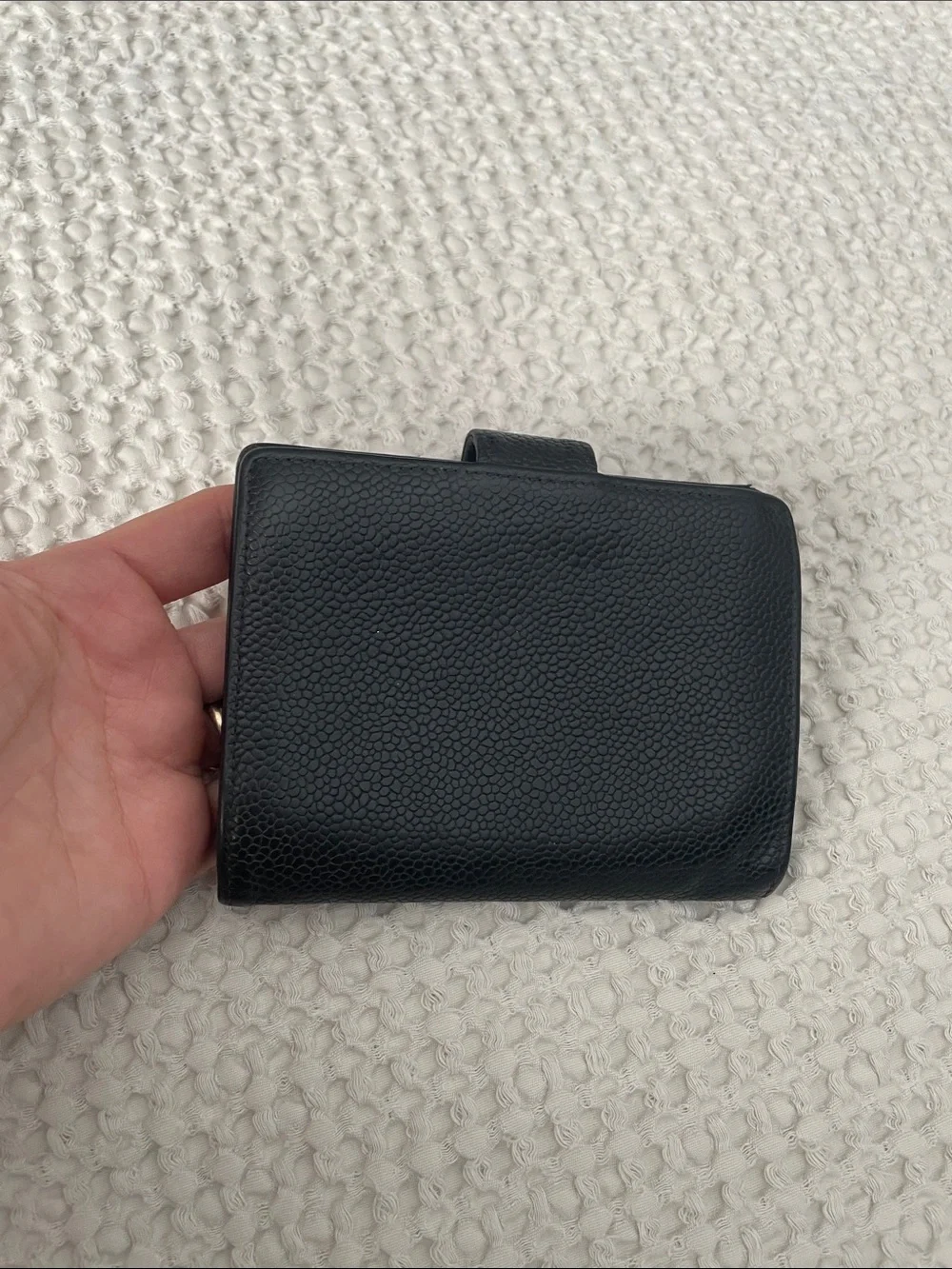 CHANEL Black Caviar Leather Bifold Wallet with CC Logo - Picture 8 of 12